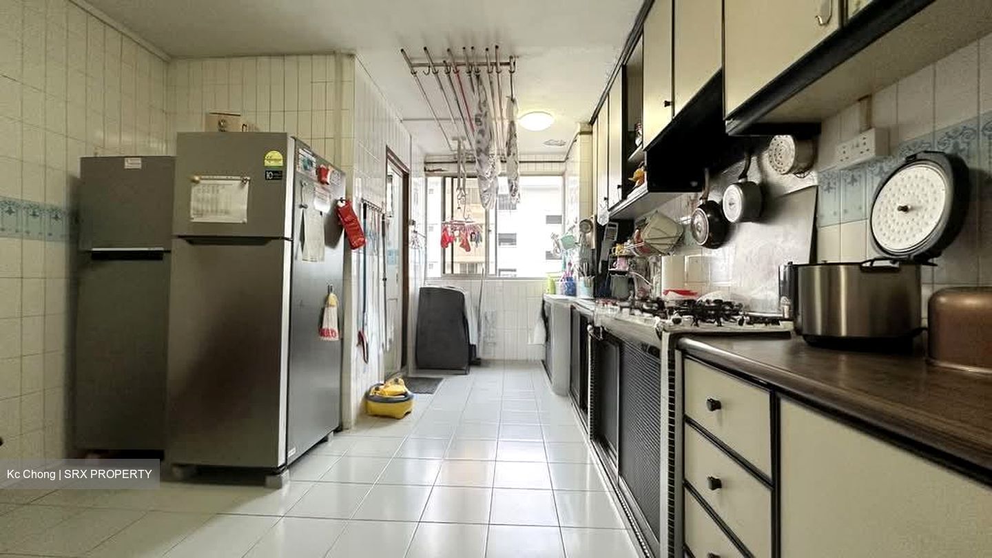 Blk 815 Jurong West Street 81 (Jurong West), HDB 5 Rooms #561298811